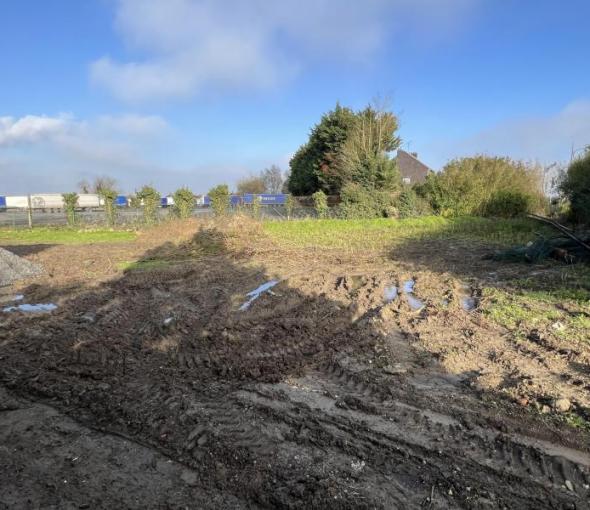 À Lieu-Saint-Amand, terrain en vente 77500 EUR